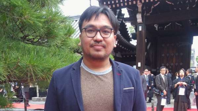 Alfrits John Robert sutradara film Bayang