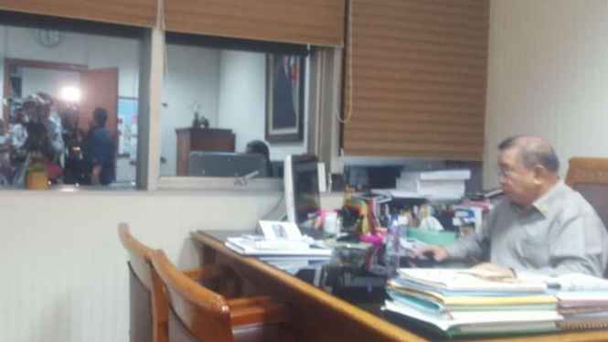 Penembakan di ruang anggota DPR RI