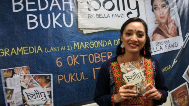 Bedah Buku Catatan si Bolly, Bella Fawzi