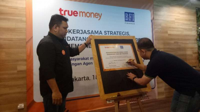 Kerja sama TrueMoney dan BFI Finance.