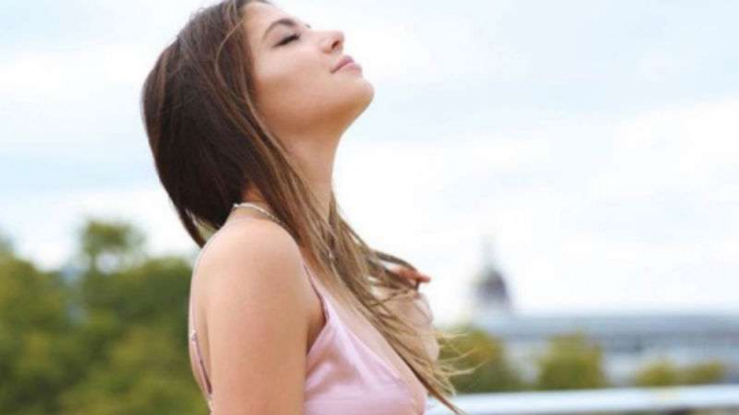 Pacar Javier 'Chicharito' Hernandez, Sarah Kohan.