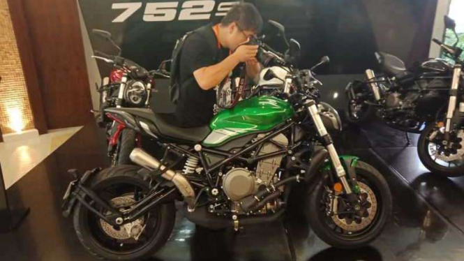 Benelli 752S saat peluncuran di Bali.