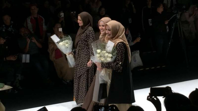 Zaskia Sungkar dan Shireen Sungkar