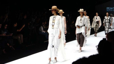Jakarta Fashion Week 2019 Pure Resort karya Novita Yunus