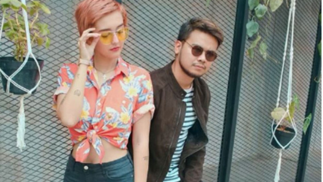 Reza SM*SH dan Kekasih Bule