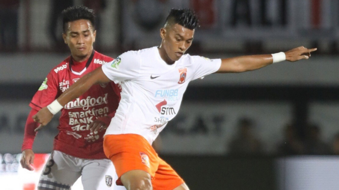 Pertandingan Bali United vs Borneo FC
