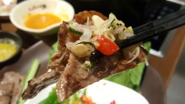 Menu hidangan di Kintan Buffet.