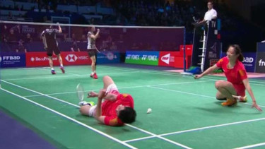 Zheng Siwei/Huang Yaqiong melawan Seo Seung Jae/Chae YuJung di final Prancis.