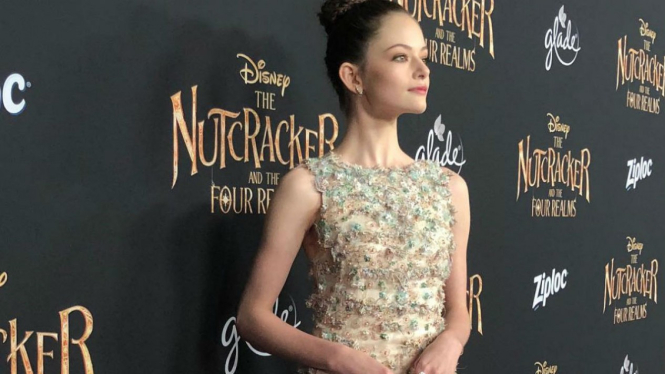 Mackenzie Foy 