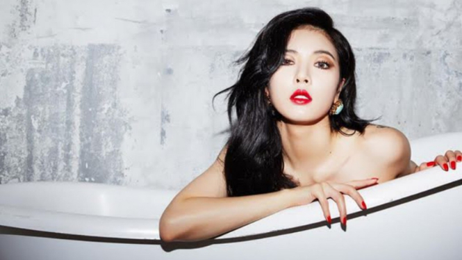 Hyuna.