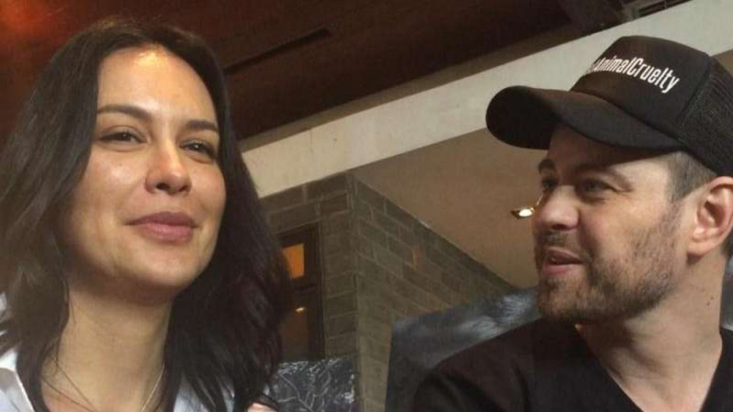 Sophia Latjuba dan Bogdan.