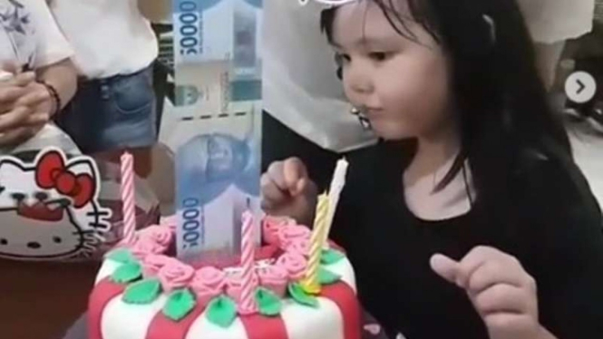 Money Cake