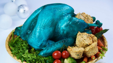 Kalkun biru di Rumah Rasa, Singapura.