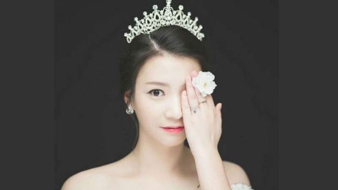 Huang Yaqiong.