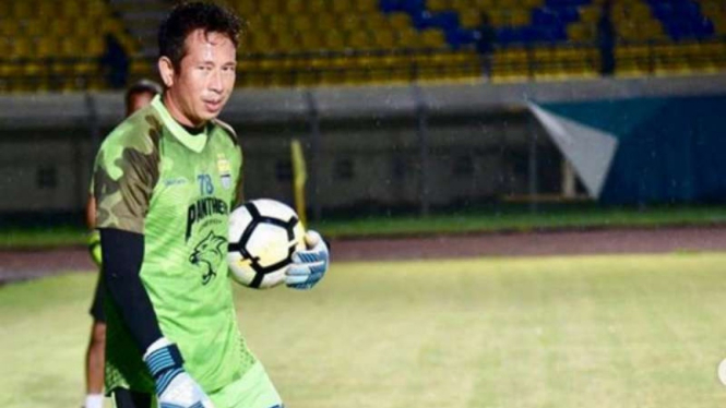 Kiper Persib Bandung, I Made Wirawan.