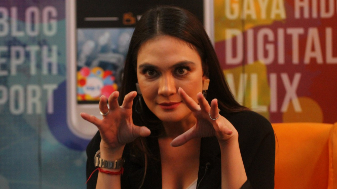 Promo Film Suzzanna, Luna Maya Kunjungi VIVA