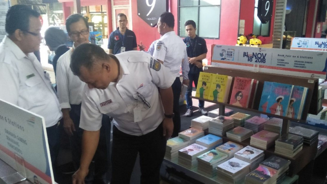 Book Fair di Stasiun Gambir