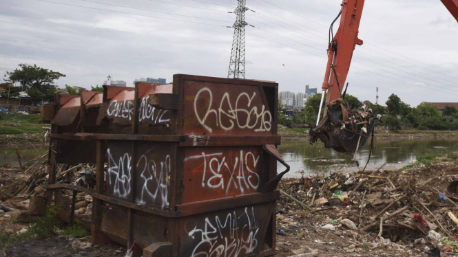 Normalisasi Sungai Ciliwung