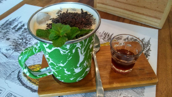 Minuman kopi di Casakopi