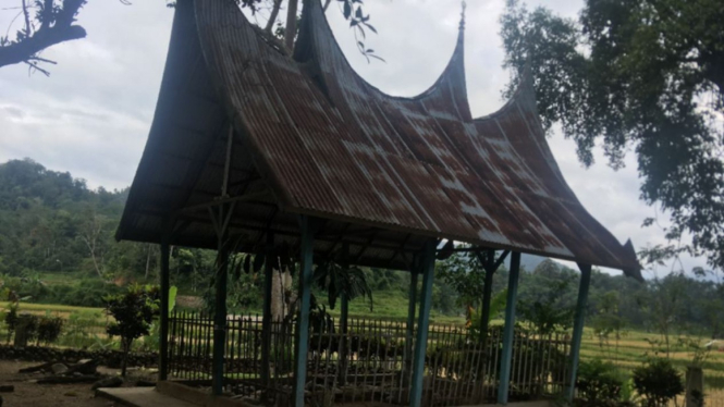 Makam Syech Ibrahim di Minangkabau
