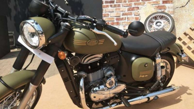 Motor Jawa Forty-Two
