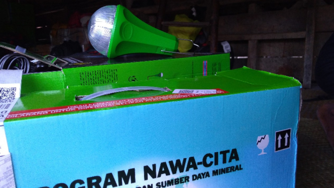 Lampu Tenaga Surya Kementerian ESDM