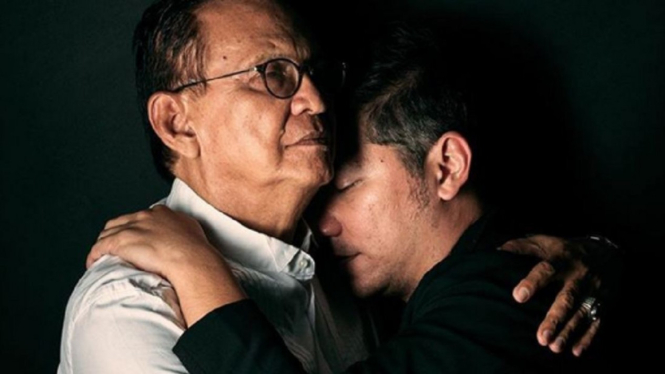 Roy Marten dan Gading Marten.