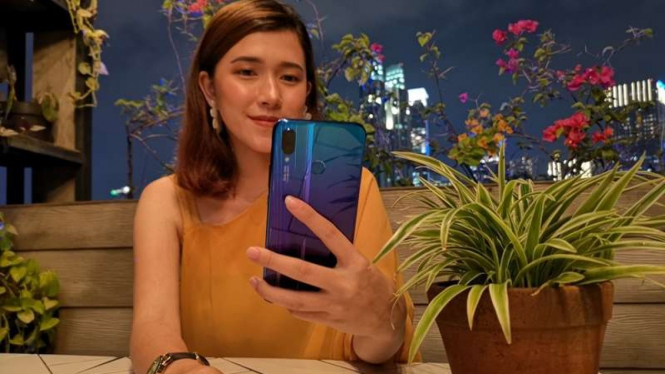 Jajal smartphone Huawei Nova 3i.
