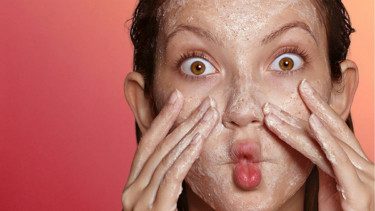 Face Scrub St. Ives.