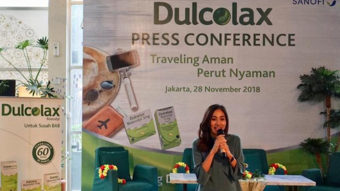 Adisti Nirmala, Marketing Director Sanofi Indonesia di konferensi pers Dulcolax.
