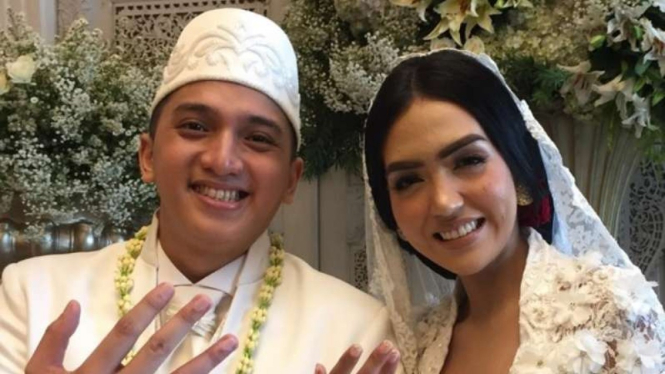 Ge Pamungkas dan Anastasia Mustikandrina.