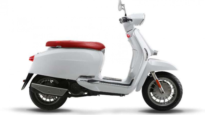 Skuter Lambretta V200