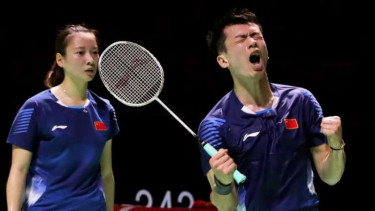 Zheng Siwei/Huang Yaqiong.
