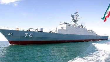 Kapal Destroyer Sahand.