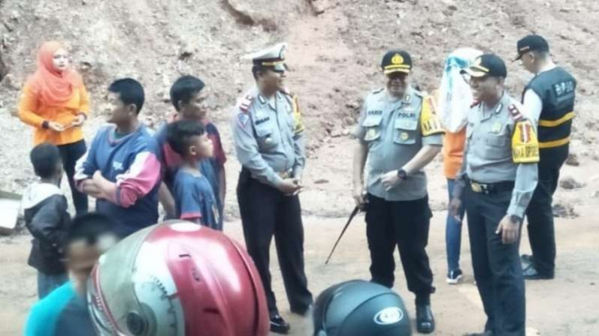 Longsor Hantam Lubuk Bangku, Jalur Penghubung Sumbar dan Riau Putus Total
