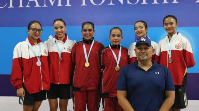 Tim renang artistik Indonesia