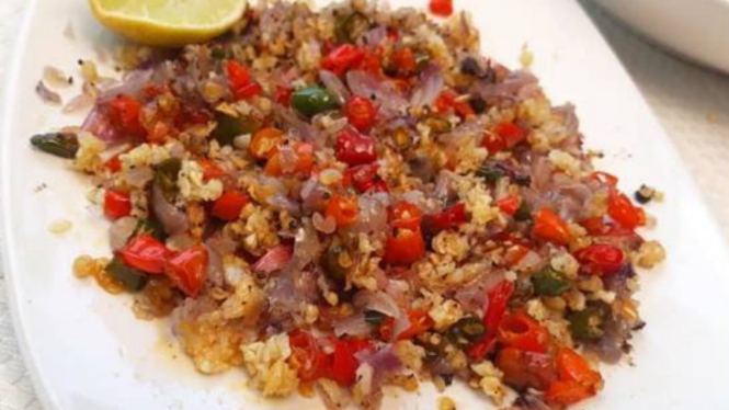 Sambal embe.