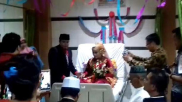 Menikah di Rumah Sakit