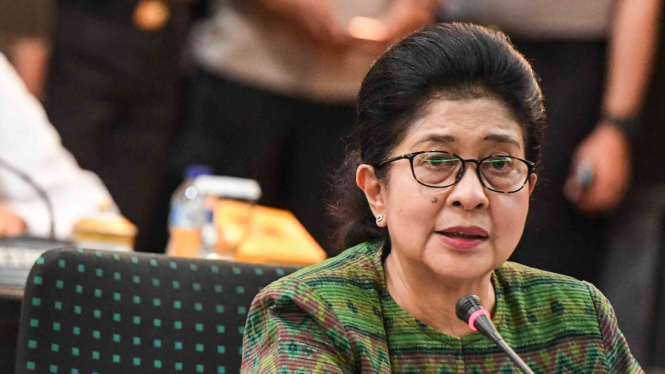 Menteri Kesehatan, Nila F Moeloek
