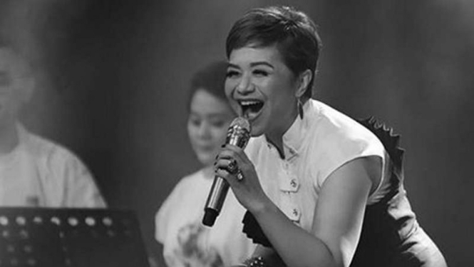 Ruth Sahanaya