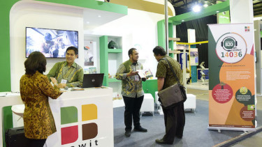 Gerai layanan Call Center 14036 B20.