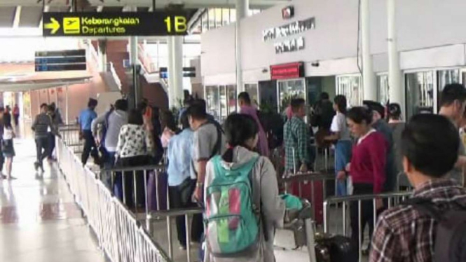 Ilustrasi penumpang pesawat di bandara Soekarno Hatta.