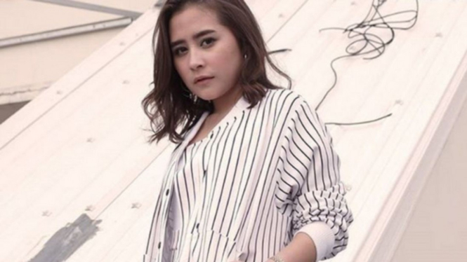 Prilly Latuconsina
