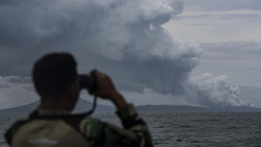 Erupsi Gunung Anak Krakatau