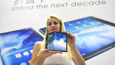 Smartphone layar lipat, FlexiPai