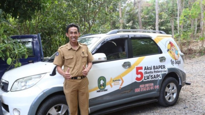 drh. Mappamancu, M. Anim., Sc. Layanan Selular Peternakan Terintegrasi (LA SAPI) ciptaannya telah melayani 15 ribu petani dan peternak di Kabupaten Sinjai, Sulawesi Selatan.