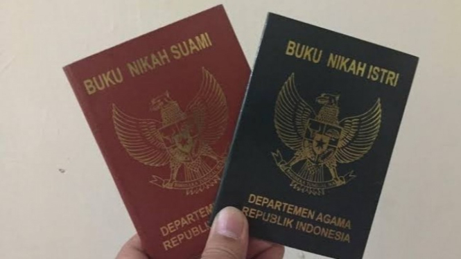 Buku nikah.