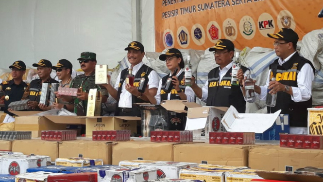 Operasi gabungan di Pelabuhan Batu Ampar, Batam, Selasa, (15/1)