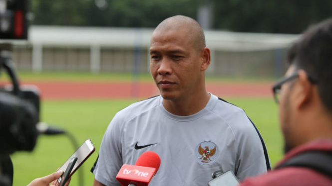 Asisten pelatih Timnas Indonesia U-19, Nova Arianto
