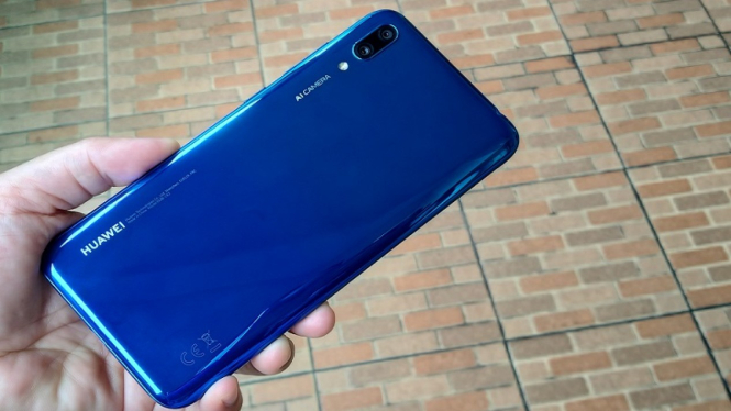 Huawei Y7 Pro.